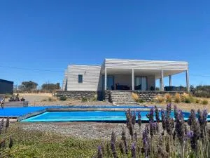Hermosa casa en lago rapel - La Estrella
