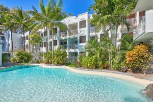 Absolute Beachfront One Bedroom Alassio Apartment 201 Palm Cove