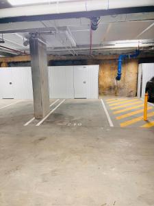 Brand new 1 bedroom apartment in Canberra Centre