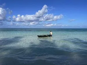 Entire Home - Calm Beach Inn - Gaadhiffushi