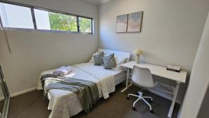 Cozy Urban Escape - 11km from Perth CBD