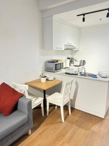 Charming Studio Retreat Lonsdale Street