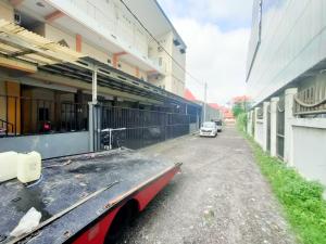 RedDoorz near City of Tomorrow Mall Surabaya