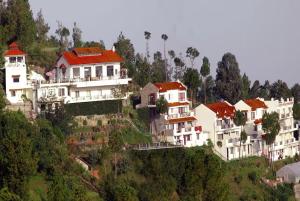 Woodsvilla Resort Ranikhet