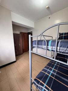 2 Bedroom with Balcony