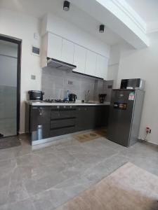 City oasis Valley arcade