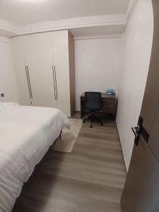 City oasis Valley arcade