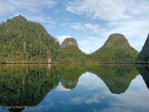 YenKarom Guest House