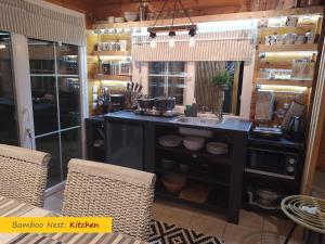 ΒΑΜΒΟΟ nest by the sea