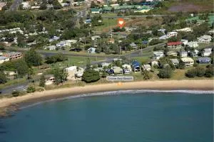 Beach vibes in Cooee Bay with high-speed internet - 耶蓬