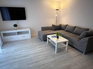 Haus Ostseesprung - Fewo Victoria im Souterrain mit Terrasse und gem Garten