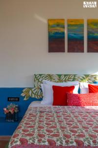 StayVista at The Chirping Villa with Infinity Pool