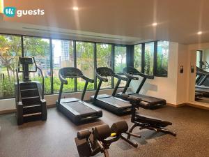 HiGuests - Modern & Stylish 1BR Apt - Near Business Bay Metro