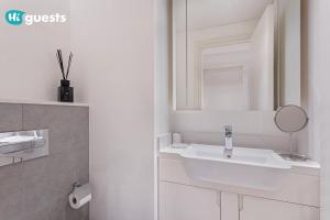HiGuests - Modern & Stylish 1BR Apt - Near Business Bay Metro
