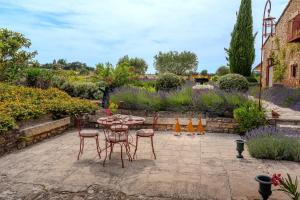 Maisons de vacances Family house for rent in Roussillon Villa Solandra : photos des chambres