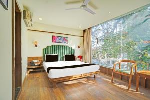 Collection O Arvind Marg Pachamarhi