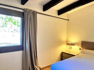 Cream homes Son Celles, ETV3533