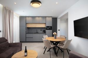 AMore Bijeca - App B5 - MPolo