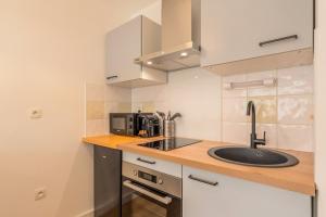 Appartement une chambre avec parking et balcons