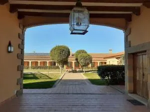 Águilas de Fuente Empedrada - La Calzada de Oropesa