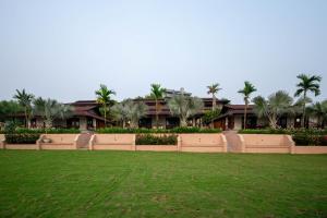 Goa Crescent Resort - A Hilltop Seaview Escape