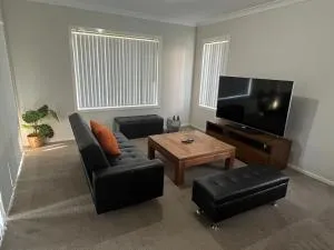 4BR House for Whole Family - Schofields