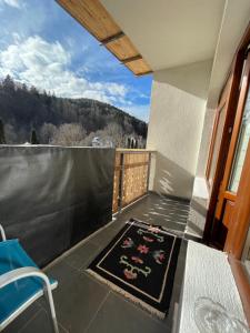 Camera Stejar - CĂTUN