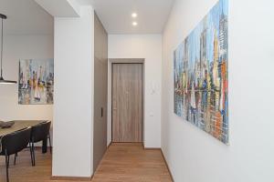 Centrally-Located apartment