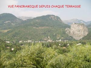 Campings Residence de Plein Air Panoramique a la Porte des Gorges du Verdon : photos des chambres