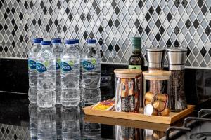 UrbanStays Dubai - Paramount Midtown