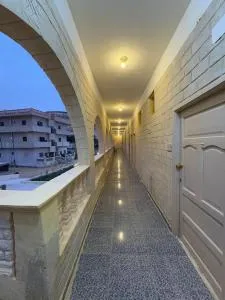 فندق العجواني - ‘Izbat Ţanāţī