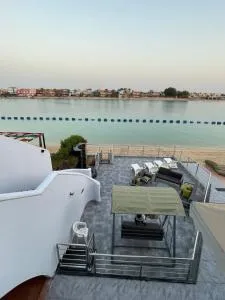 درة العروس شاليه فاخر في شاطئ البرادايس - 阿卜杜勒国王经济城