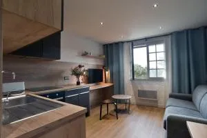 Pierrette 12 - 200m de la plage parking privé - 萨布勒多尔莱潘