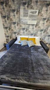 studio 5min airport Roissy CDG Charles de Gaulle