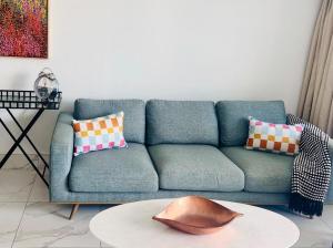 Beautiful Broadbeach Living!