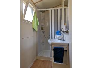 Feriendorf Le Tamerici Mobilehome Nuraghe für 6 Personen