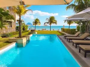 Beachfront Appartment - Riviere Noire