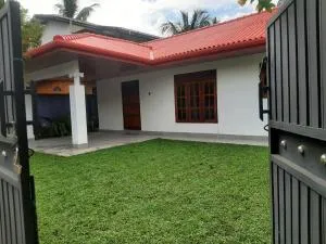 Kaya Weligama - Pelena