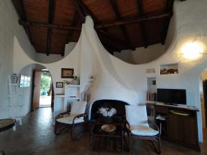 Mediterranean Villa in Sardinia img2