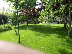 BERNAY Chambre avec salle deau privative et entrée indépendante