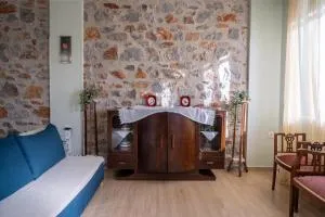 Anna's Cozy Stone House - 米蒂利尼