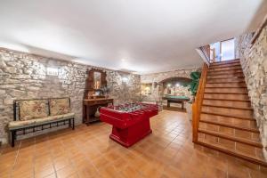 Casa con Piscina 1hr Barcelona
