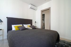 Scandinavian Urban 2 - 2BR apartment in center close to Palais des Festivals and the beach