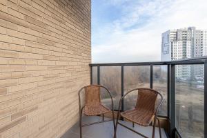 Bright Apartment Starowiejska with Parking by Noclegi Renters