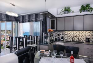 Elegance Sea View Apartment