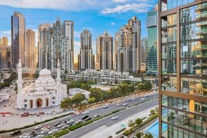 FIRST CLASS 1BR Downtown Lively Getaway