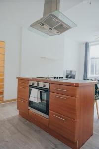 2 bed Renfield st City Center