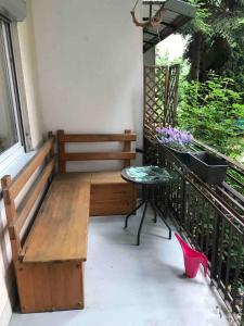 Poczuj się jak w domu! by VAYA STAYS