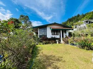 Nillamba Mist - Hilltop Stay - Paradeka