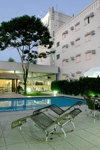 Hotel Aero Park e Estacionamento - 隆德里纳